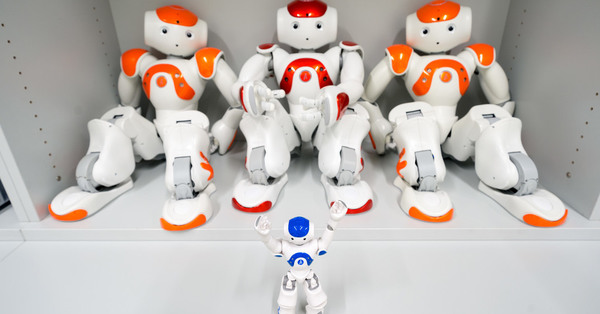 Thumb ticker md 20180917 robot nao wolfram scheible4