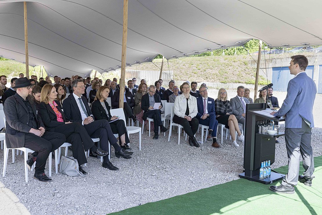 Photo: MPI-IS and T. Klink