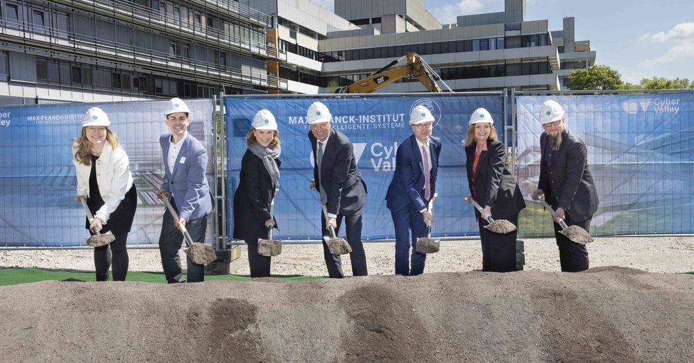 Thumb ticker lg 2025.05.15 mpi spatenstich 1